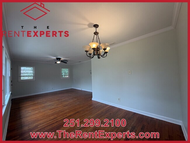 Building Photo - 784 Trailwood Dr E