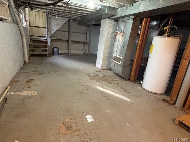 Building Photo - 916 Owana Ave