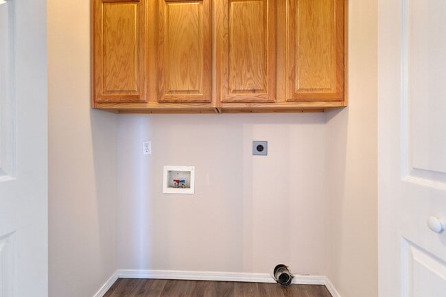 Building Photo - Single-Family Home in Black Oak Estates, Branson