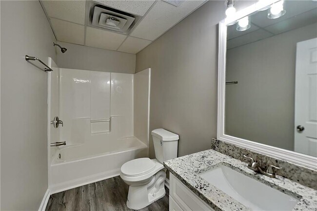 Building Photo - 411 Saddle Brooke Dr