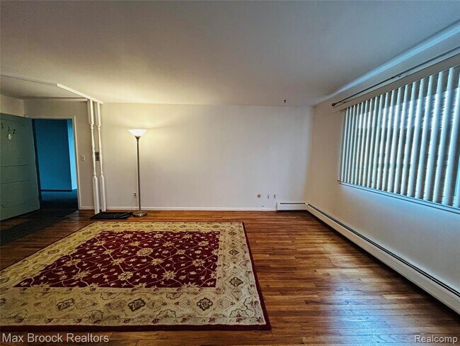 Building Photo - 4113 Telegraph Rd