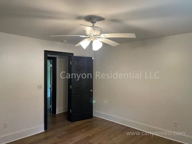 Building Photo - 1063 Givens Rd
