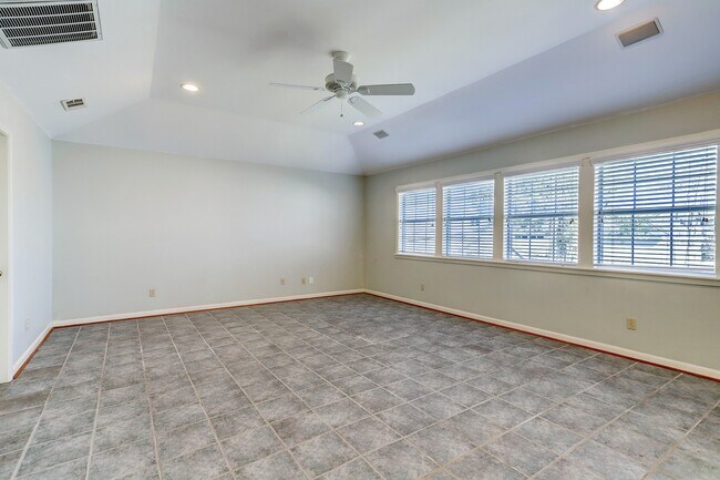 Building Photo - 4126 Durness Way