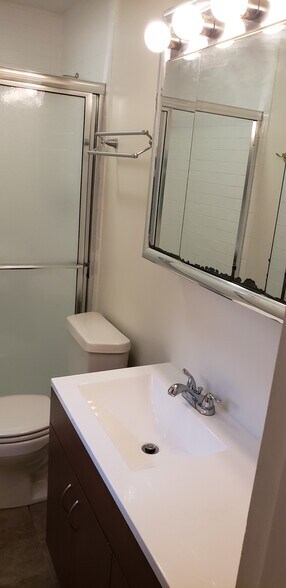 Building Photo - 6512 Springfield Dr
