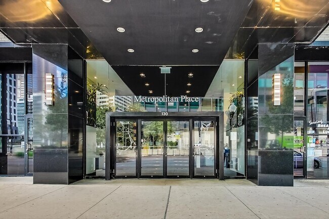 Building Photo - 130 S Canal St