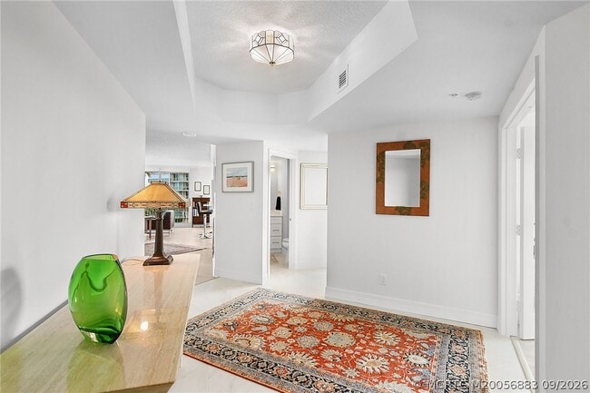 Building Photo - 8600 S Ocean Dr