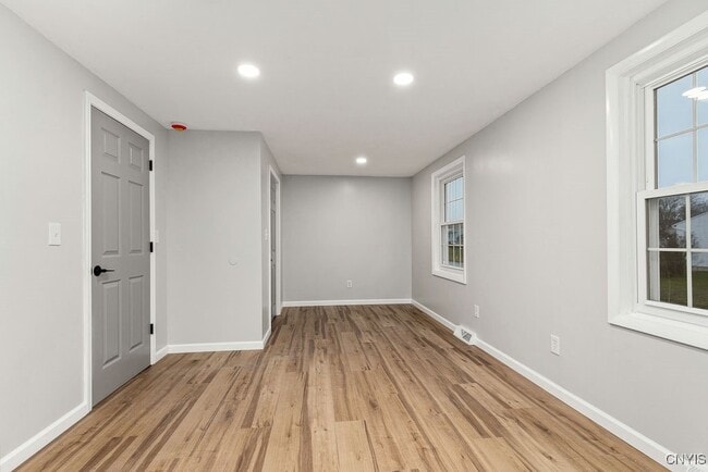 Building Photo - 7789 New Hope E