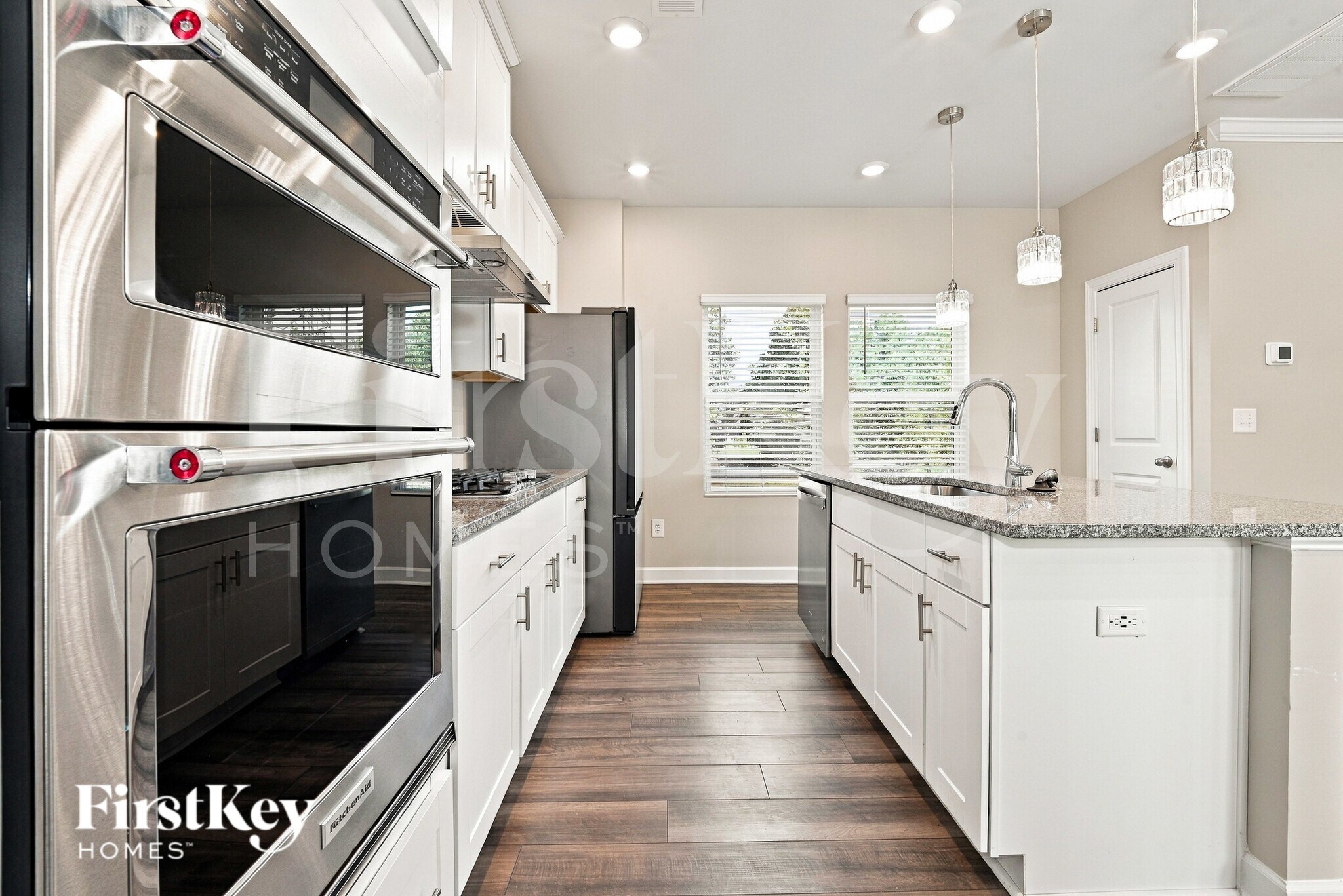 Building Photo - 14200 Laughing Gull Dr
