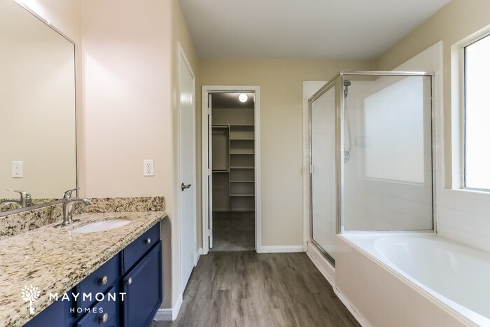 Building Photo - 503 Northvalley Dr
