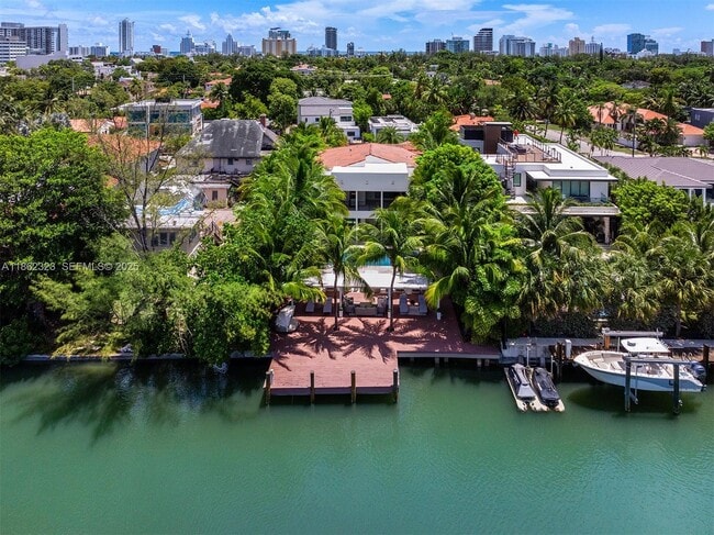 Building Photo - 3734 Chase Ave