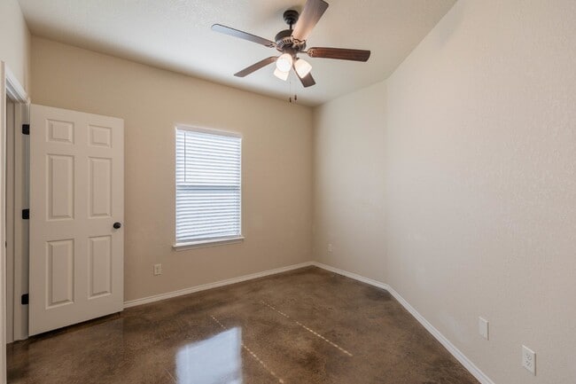 Building Photo - 218 Ragsdale Way