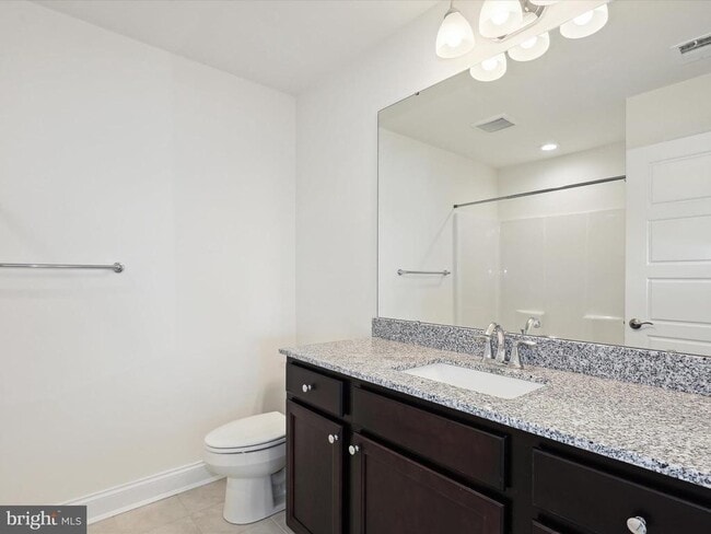 Building Photo - 25041 Tanager Ln