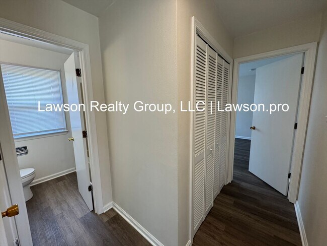 Building Photo - Pennsylvania 4501-4503