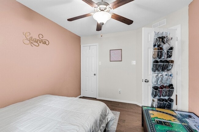 Building Photo - 1700 Fall Forest Ct