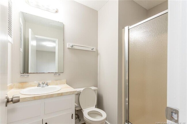 Building Photo - 816 Rumford Pl