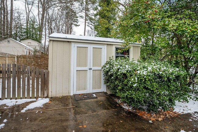 Building Photo - Charming ranch-style home for rent in Rain...