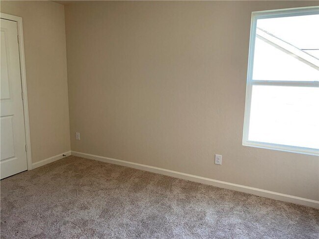 Building Photo - 929 Independence Ave