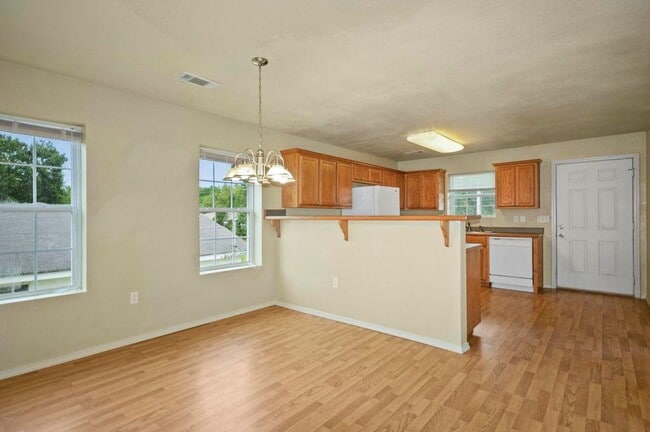 Building Photo - 9607 Smith Ave