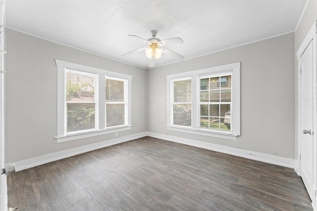 Building Photo - 6818 Avenue C
