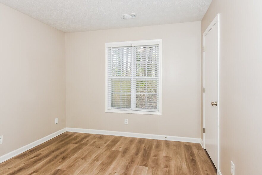 Building Photo - 3297 Owens Meadow Ln NW