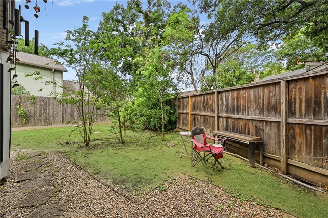 Building Photo - 5106 Spruce Forest Dr