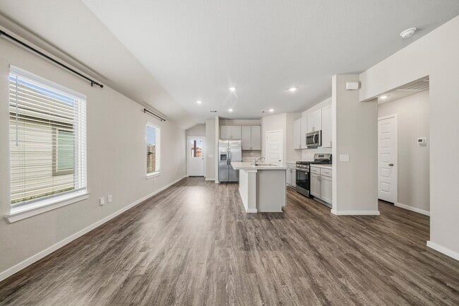 Building Photo - 21707 Cottonwood Mdws Trl