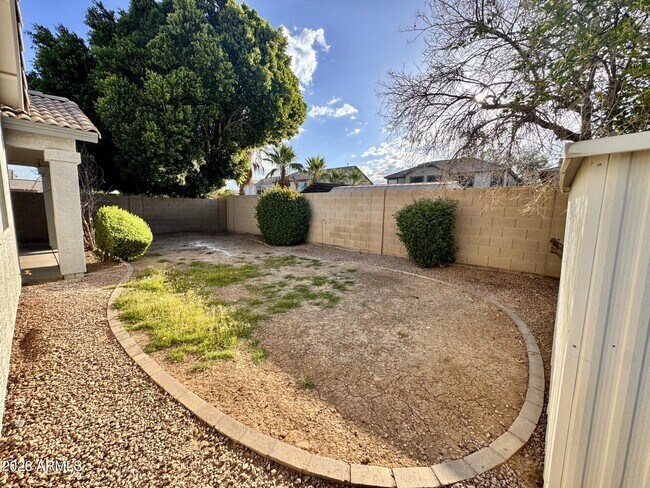 Building Photo - 21303 N 79th Dr