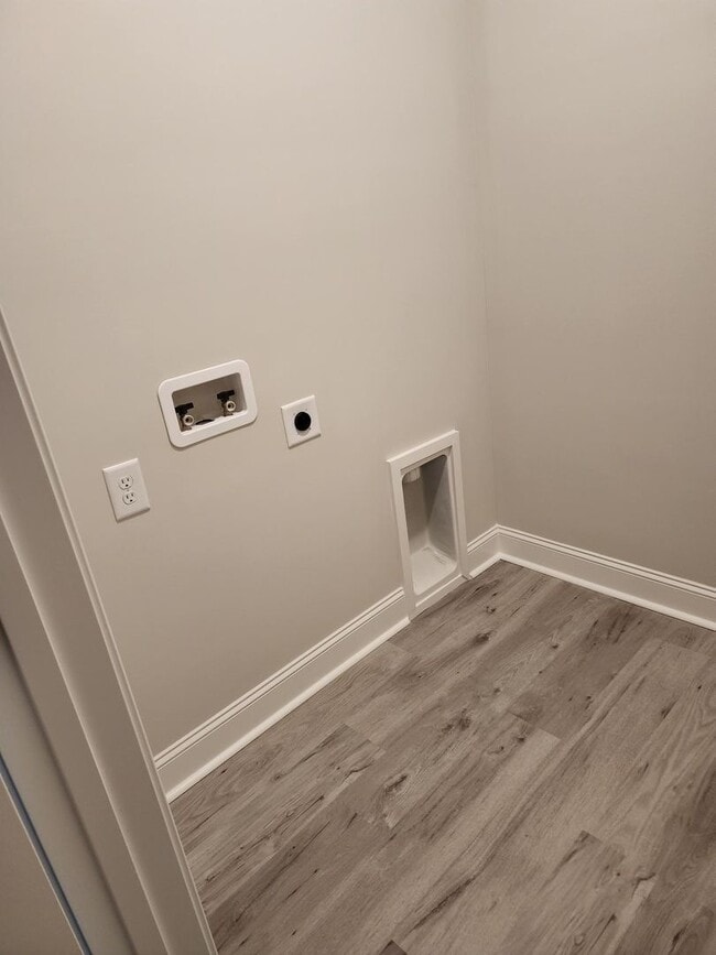 Building Photo - 2104-A  N. Kali Lane