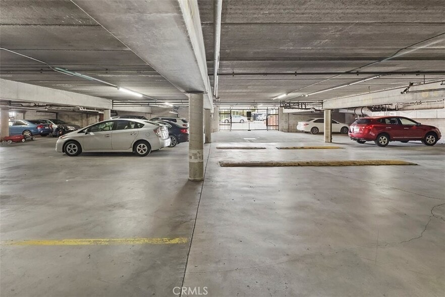 Building Photo - 4633 Marine Ave