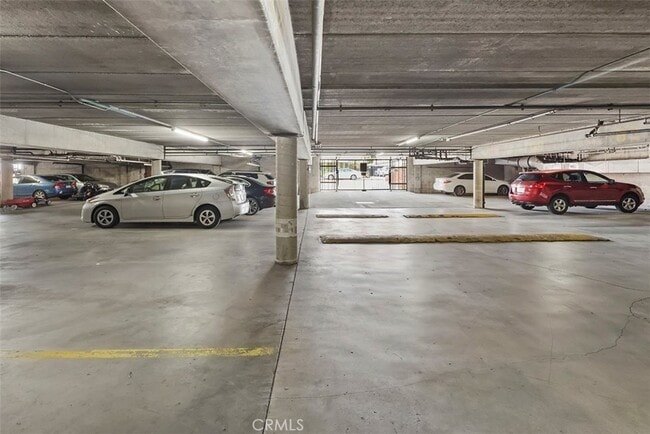 Building Photo - 4633 Marine Ave