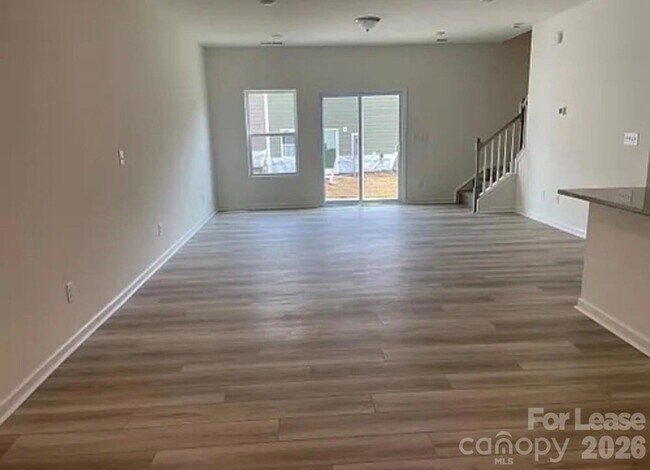 Building Photo - 7157 Bentz St