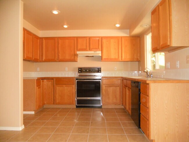 Building Photo - Charming & Private 3BR/2BA Home in a Quiet Cul-de-Sac!