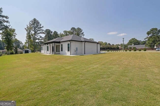 Building Photo - 2964 Old Peachtree Rd NE