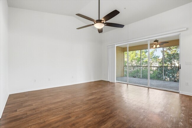 Building Photo - 6633 Jefferson Garden Ct