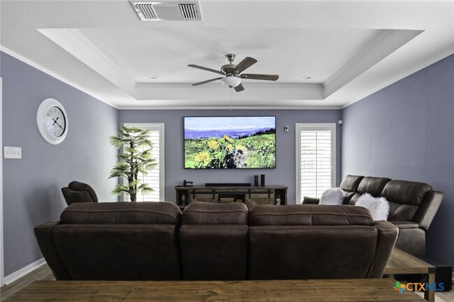 Building Photo - 5834 Greenforest Cir