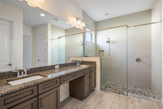 Building Photo - 15964 Whippoorwill Cir