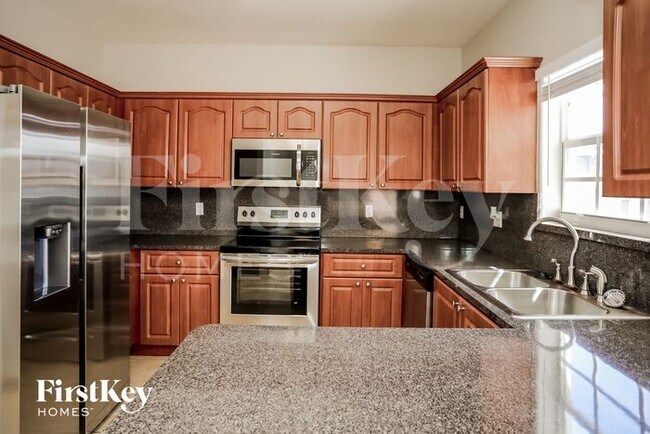 Building Photo - 21221 SW 124th Ave