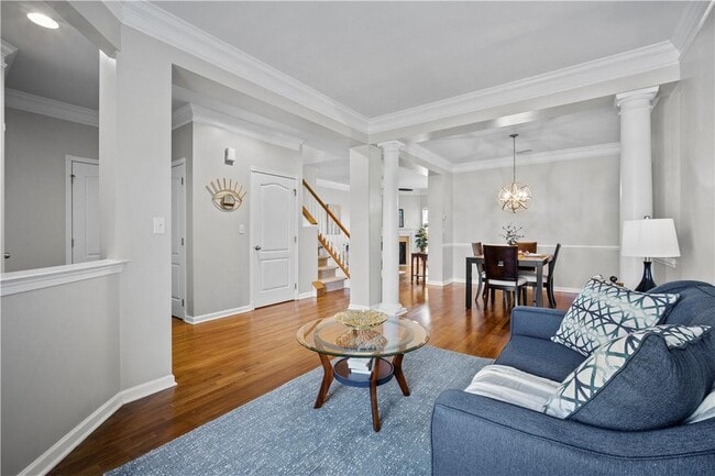 Building Photo - 1226 Hustis Dr