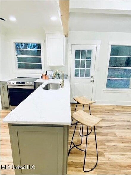 Building Photo - 904 Oakhill Cir