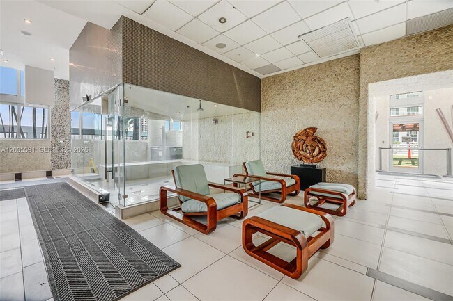 Building Photo - 92 SW 3rd St