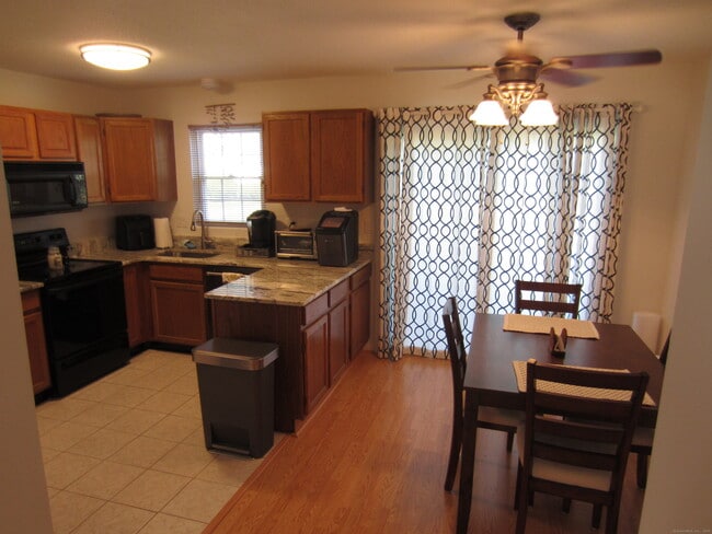 Building Photo - 229 Branford Rd