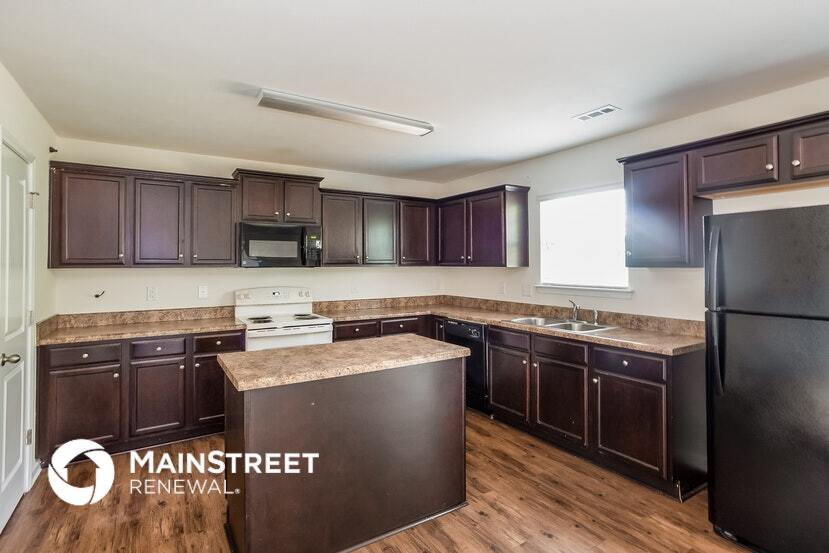 Building Photo - 5414 Graypark Dr