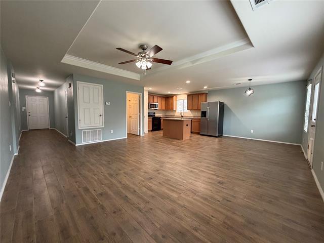 Building Photo - 9913 Amosite Dr