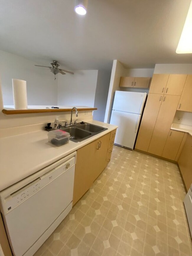 Building Photo - 2 Bed/ 2 Bath/ 2 Pkg at the Havens of I'i ...