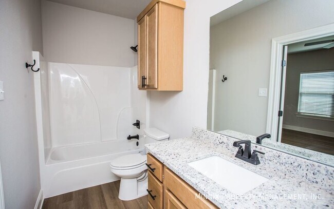 Building Photo - 2550 137th St