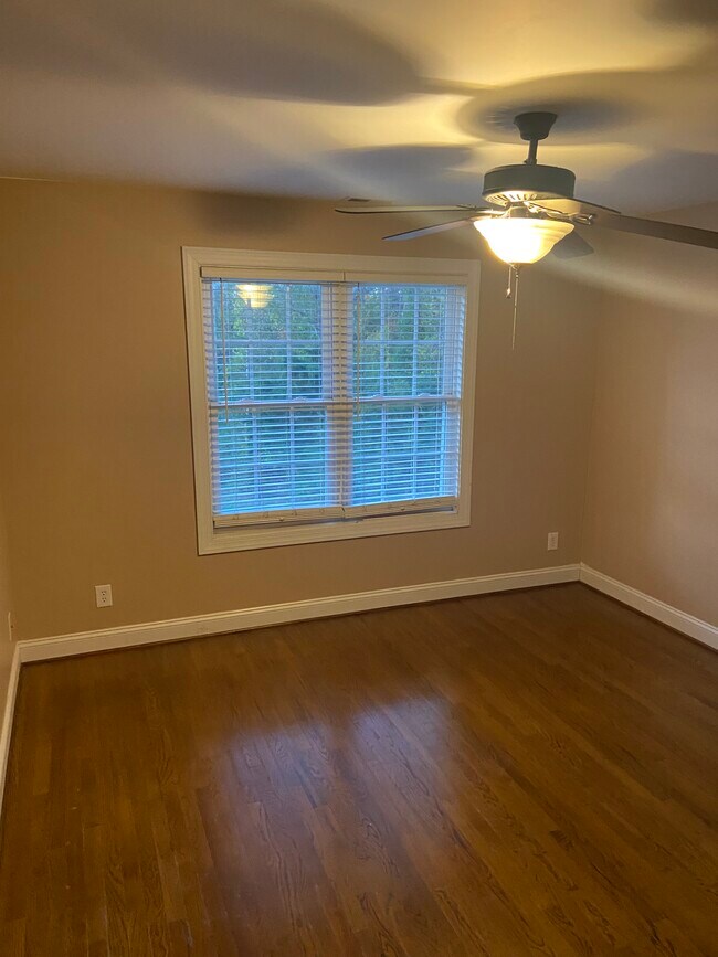 Building Photo - 100 Beacon Hill Pl