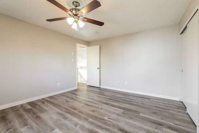 Building Photo - 12155 Elm Way