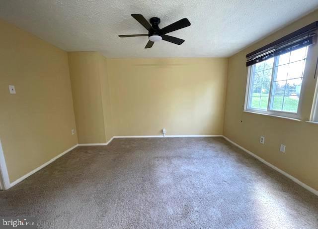 Building Photo - 105 Long Meadow Ct
