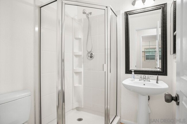 Building Photo - 644 Hatfield Dr