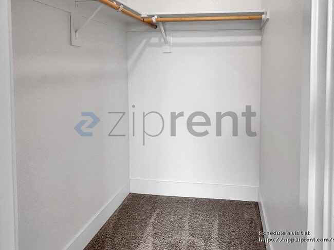 Building Photo - 226 Tuso Ranch Rd